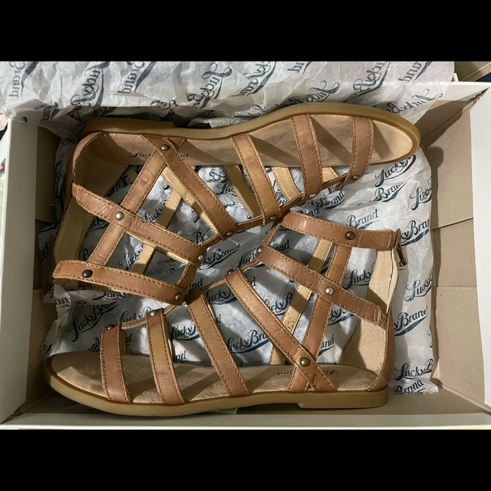 Lucky brand gladiator sandals size 7.5